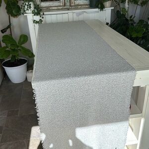 PRIMARK long gray textured slightly tassled 100%  Dublin, Ireland scarf 🪾